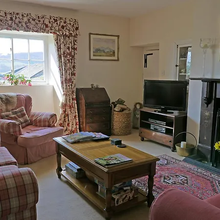 Firs Farm Bed & Breakfast 4*