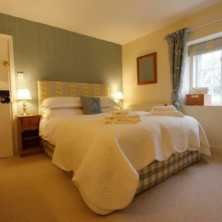 Firs Farm Bed & Breakfast *